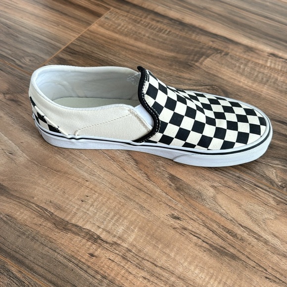 Van’s Classic Slip-On Checkerboard Black and White Canvas Shoes Size 7 - Picture 3 of 11